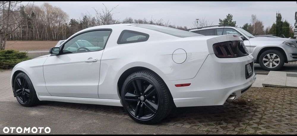 Ford Mustang 3.7 V6 - 12