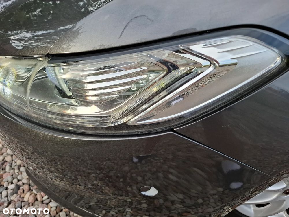 Ford Mondeo - 17