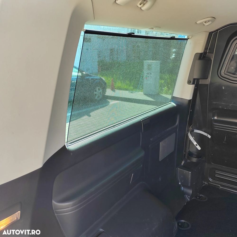 Volkswagen Caravelle LR Trendline DSG - 17