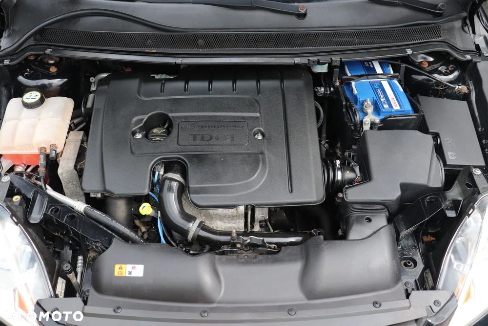 Ford Focus 1.6 TDCi DPF Black Magic - 9