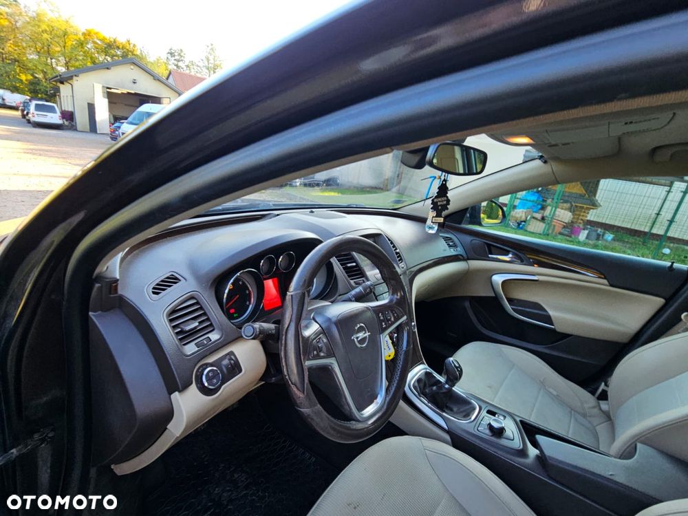 Opel Insignia - 24
