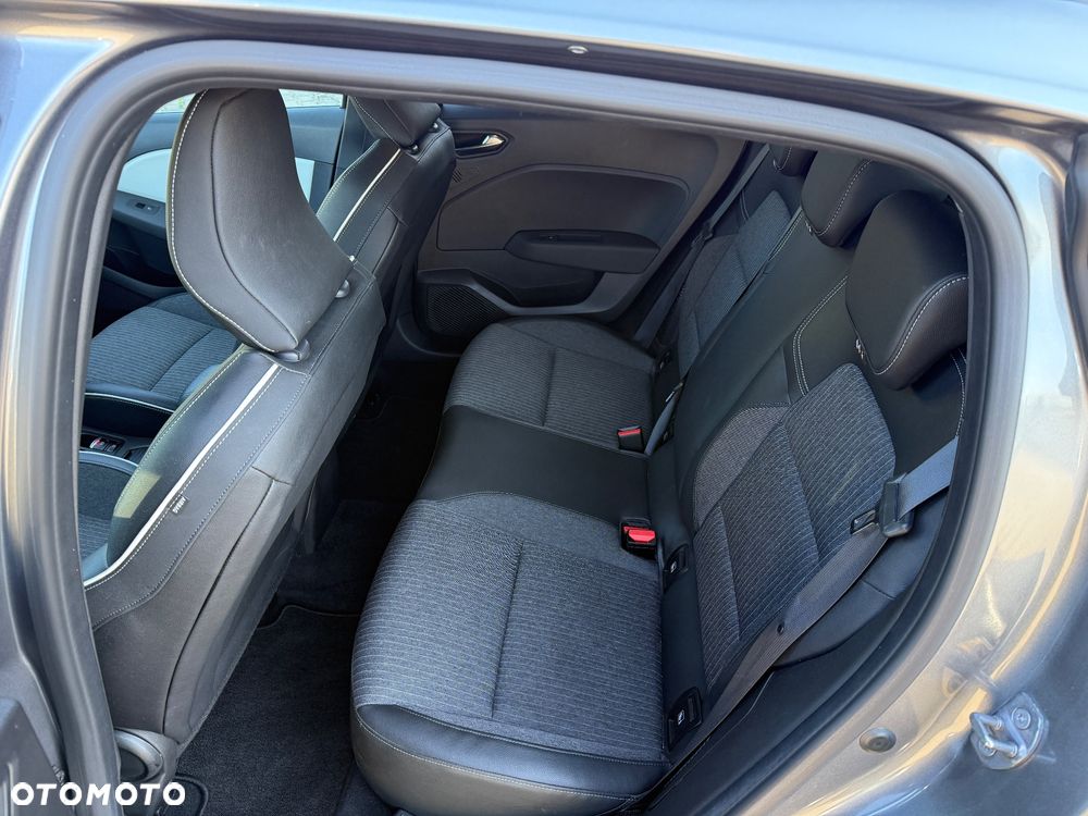 Renault Clio - 20