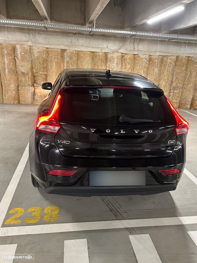 Volvo V40 2.0 D2 Kinetic Eco - 4