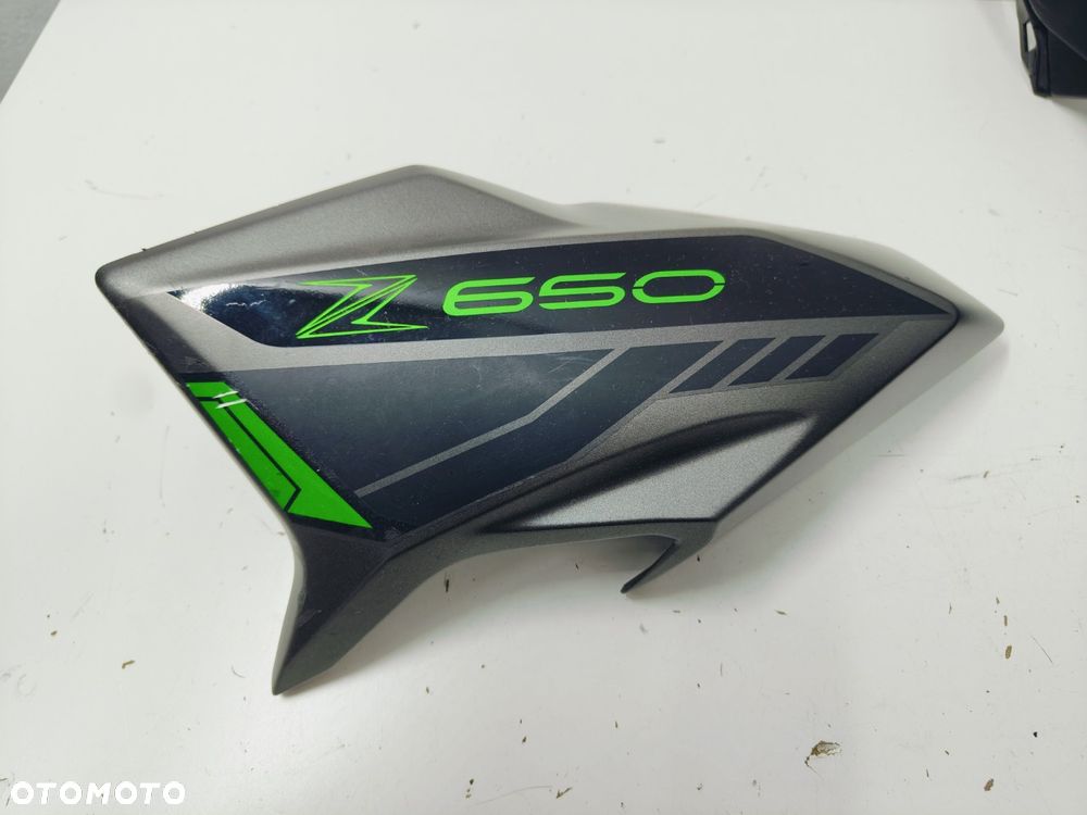 Owiewka Lewa Kawasaki Z650 20+ - 1