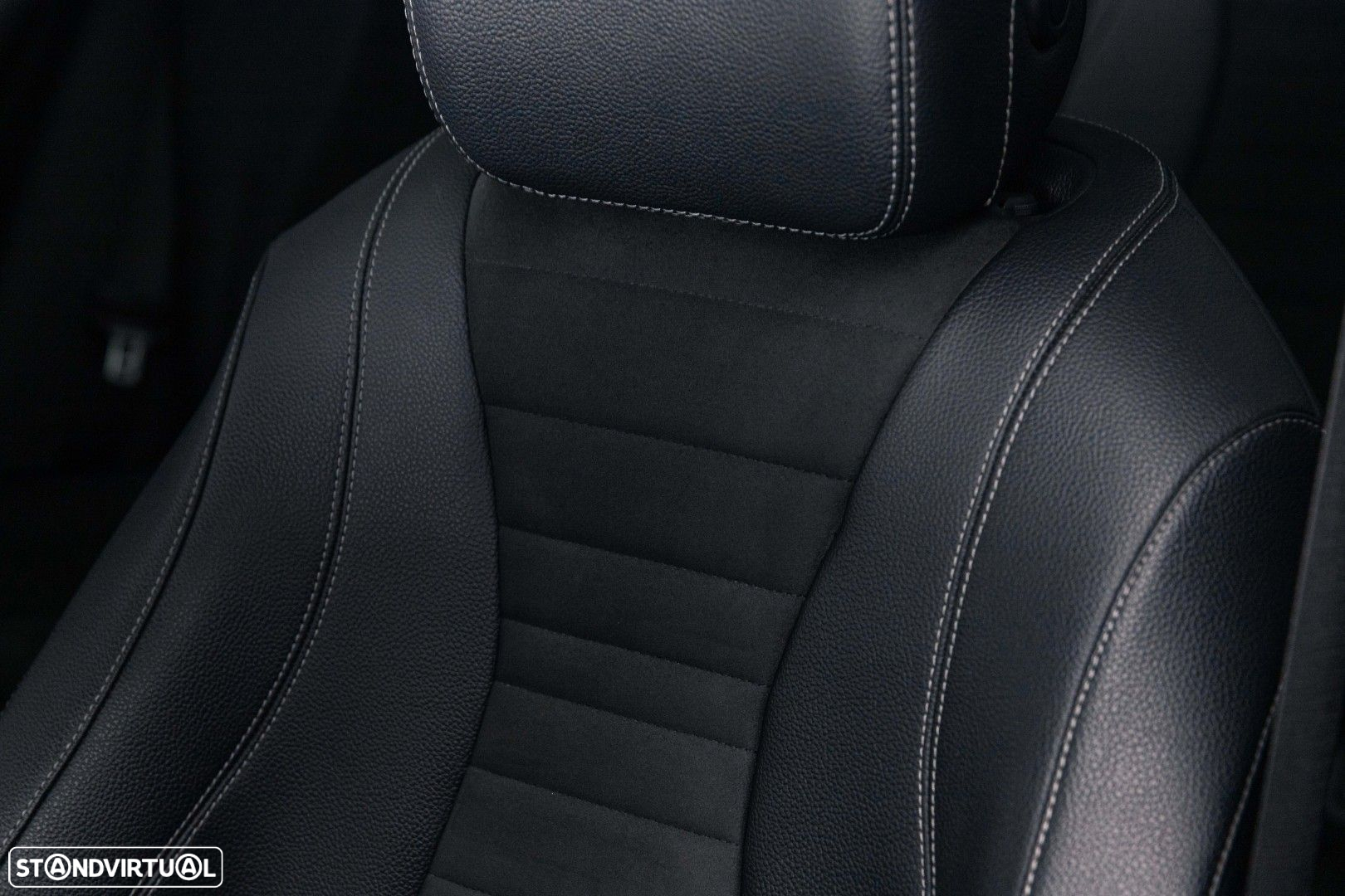Mercedes-Benz E 220 d AMG - 25
