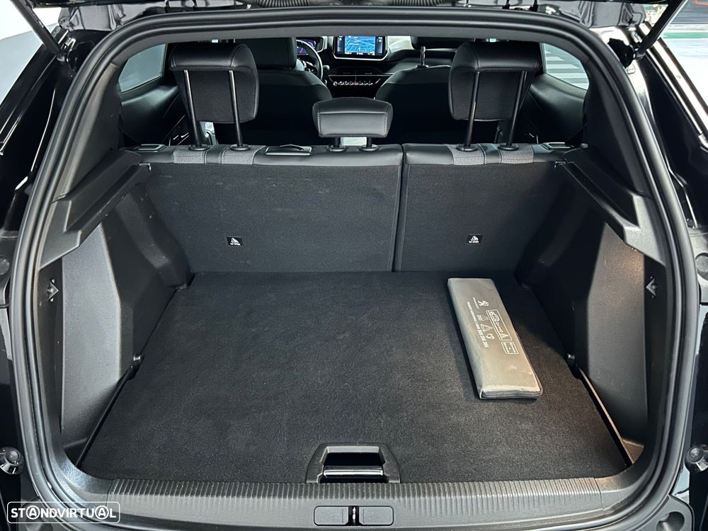 Peugeot 2008 1.2 PureTech Allure Pack - 15