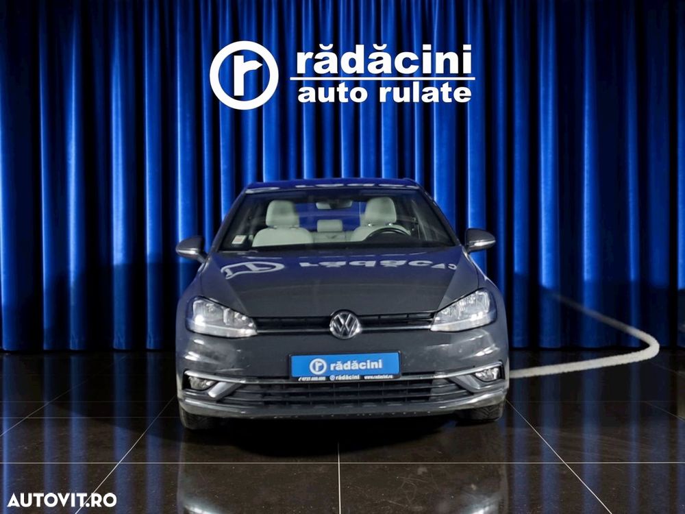 Volkswagen Golf - 5