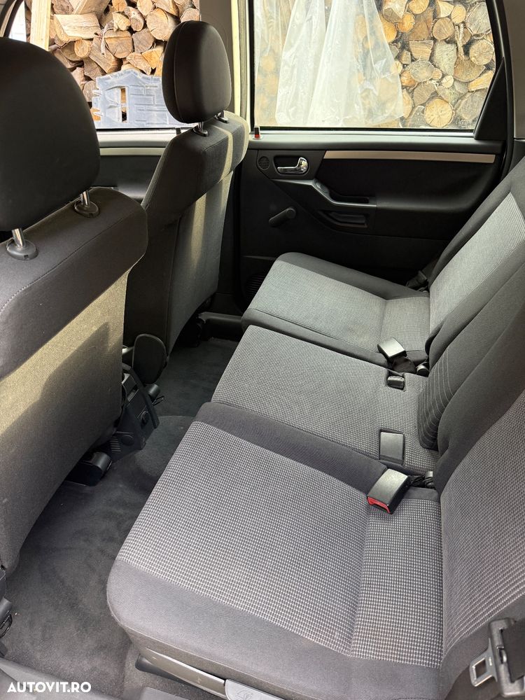 Opel Meriva - 8