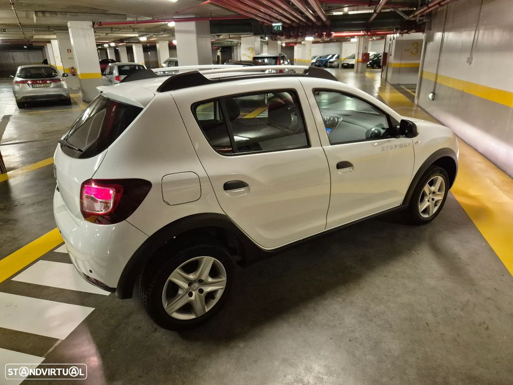 Dacia Sandero 0.9 TCe Stepway - 10