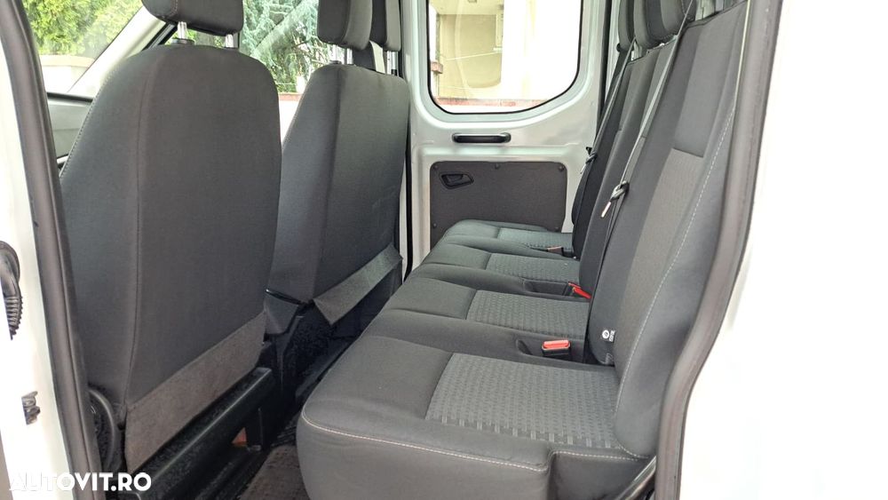 Ford TRANSIT D-CAB TREND L4 6+1 LOCURI RWD - 23