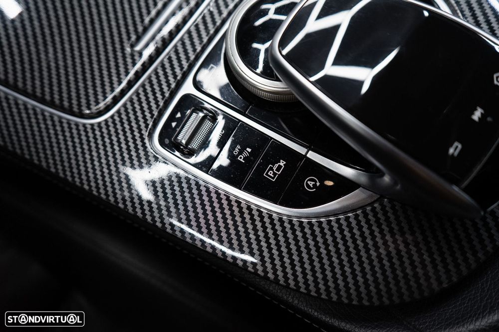 Mercedes-Benz E 220 d AMG Line - 34