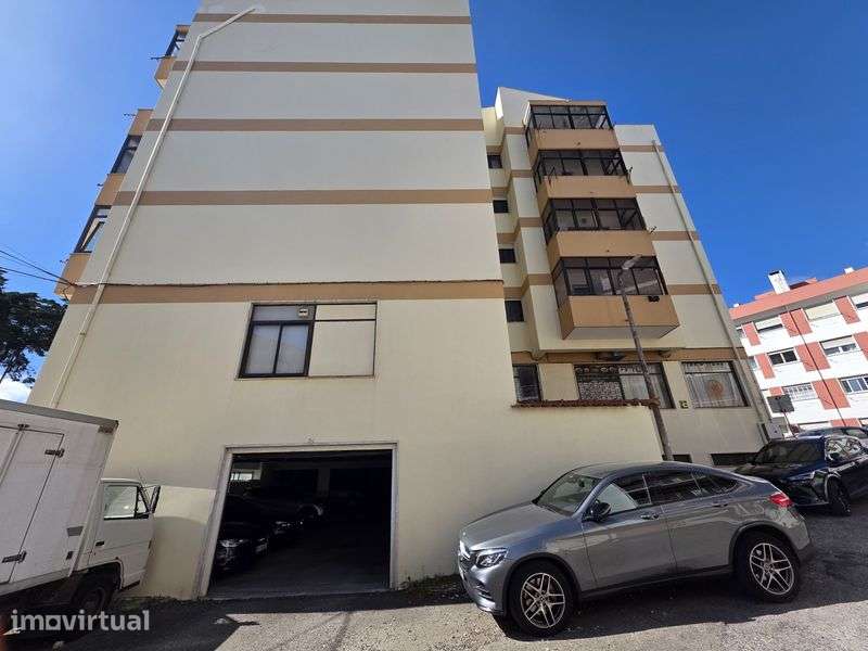 Arrendo parqueamento - Mem-Martins - Grande imagem: 5/6