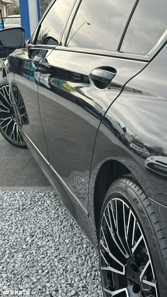 BMW Seria 7 - 26