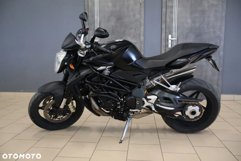 MV AGUSTA Brutale - 6
