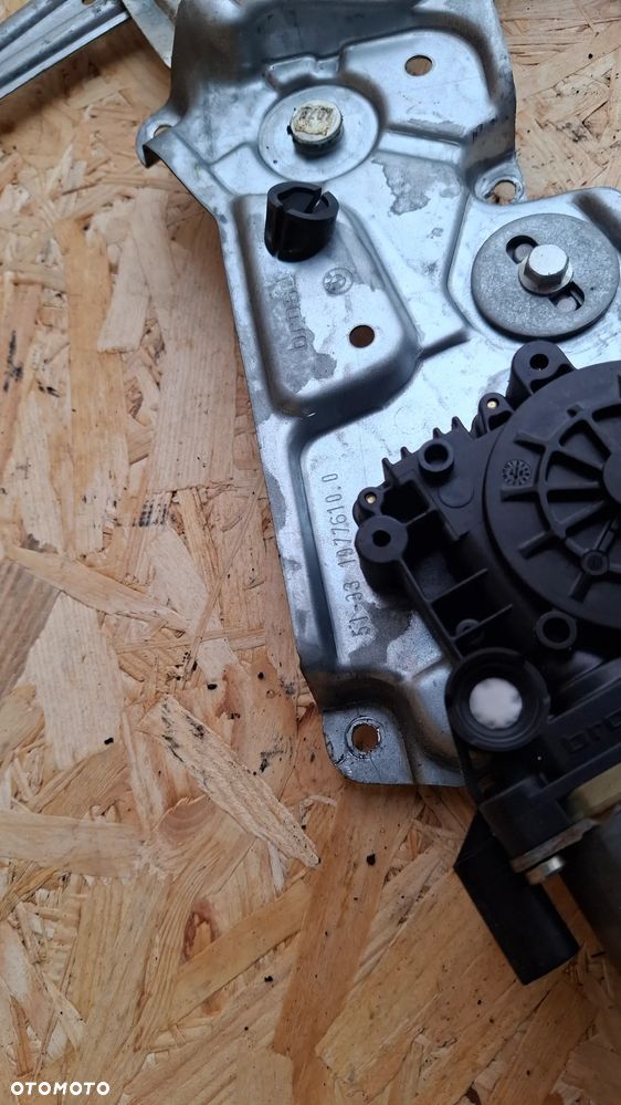 BMW E36 SEDAN KOMBI COMPACT PODNOŚNIK SZYBY PRAWY - 3