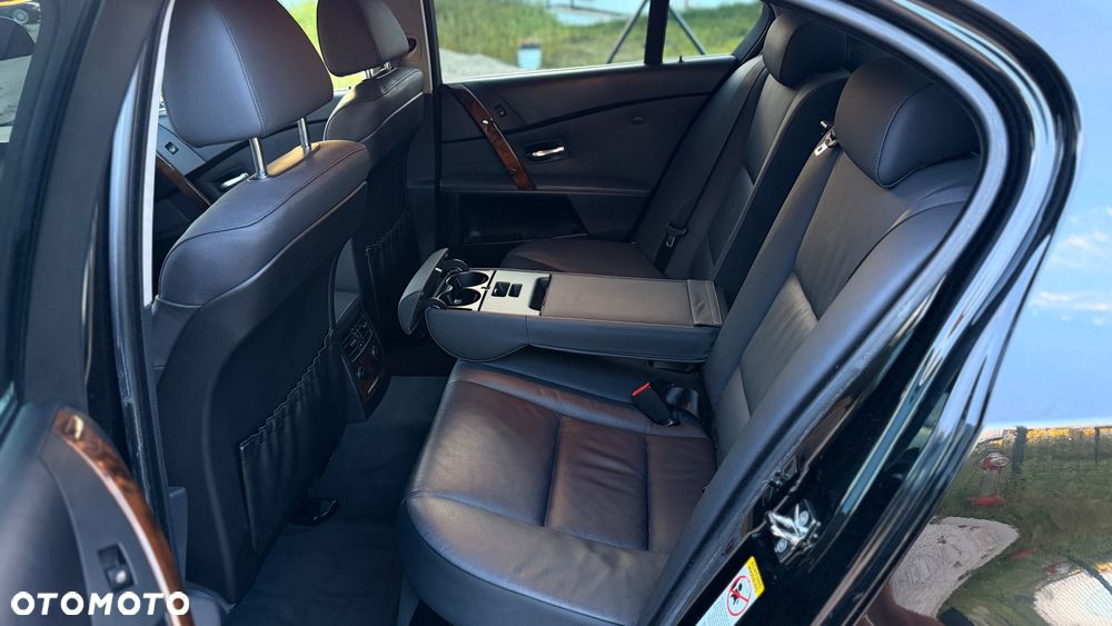 BMW Seria 5 - 8