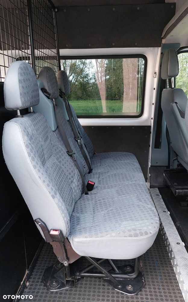 Ford Transit - 22
