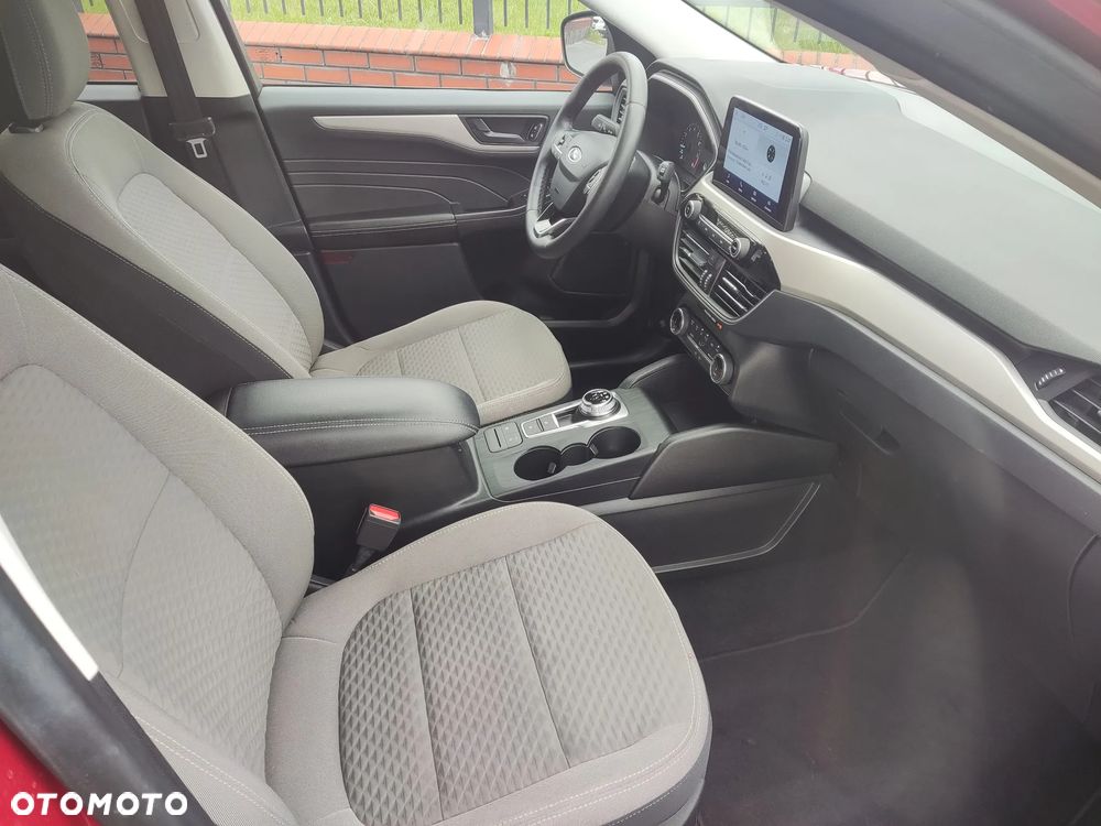 Ford Kuga - 15