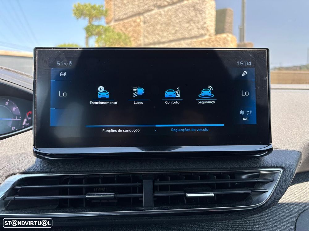 Peugeot 5008 1.2 PureTech Allure Pack EAT8 - 17