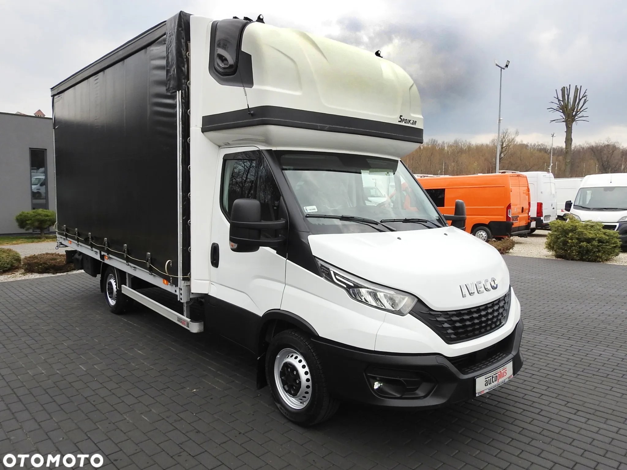 Iveco DAILY  35S18 PRITSCHE PLANE 10 PALETTEN WEBASTO TEMPOMAT LED LICHTER KLIMAANLAGE 180PS [ 437602 ] - 5