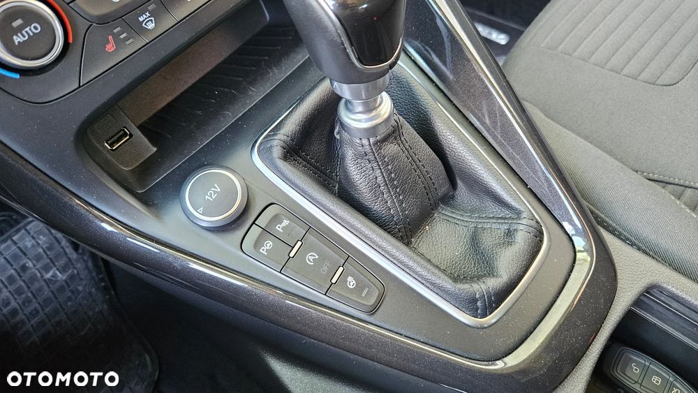 Ford Focus 1.5 EcoBoost ST-Line ASS - 21
