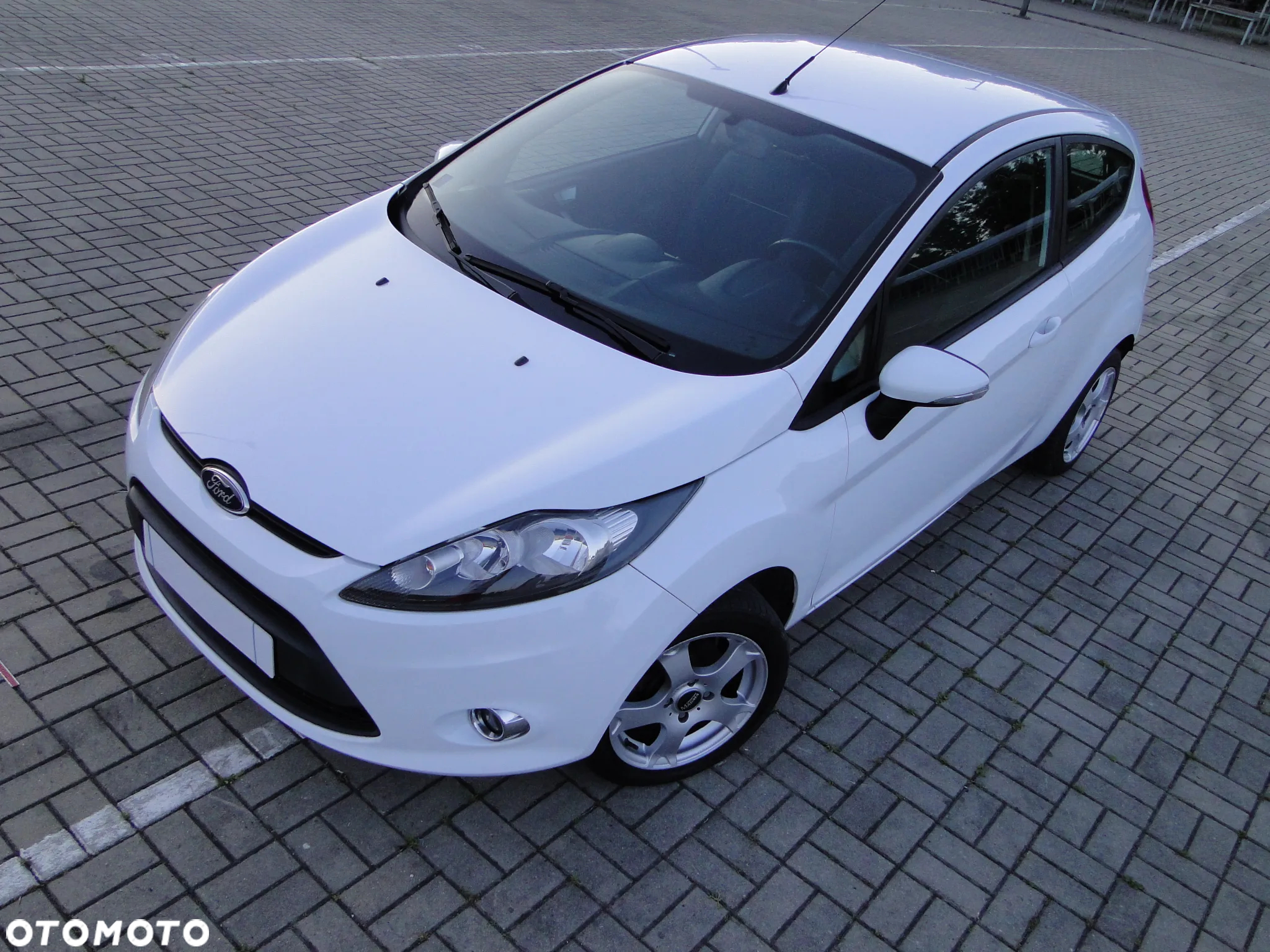Ford Fiesta - 2