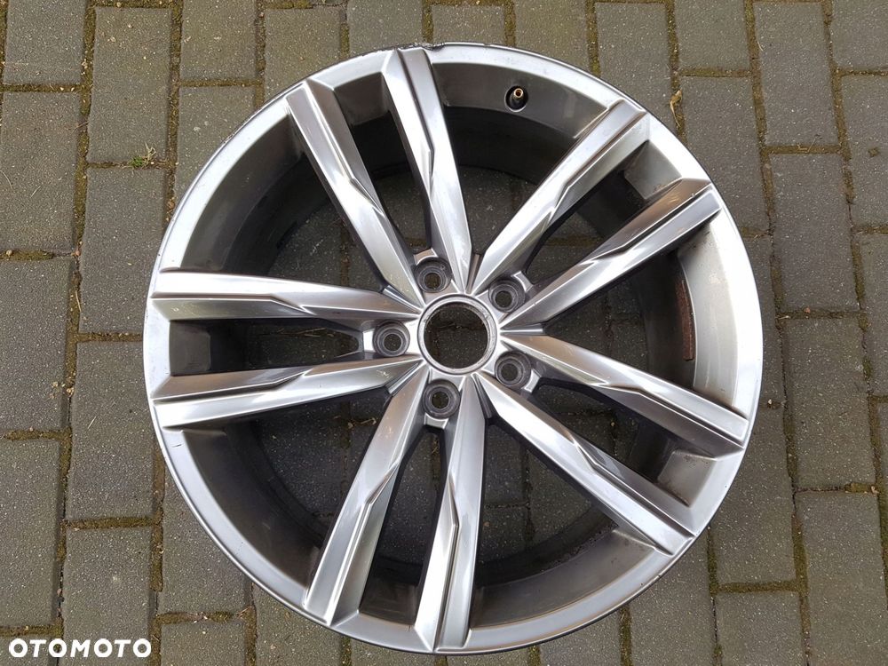 vw passat b8 felga aluminiowa 18 cali 3g0601025h - 2