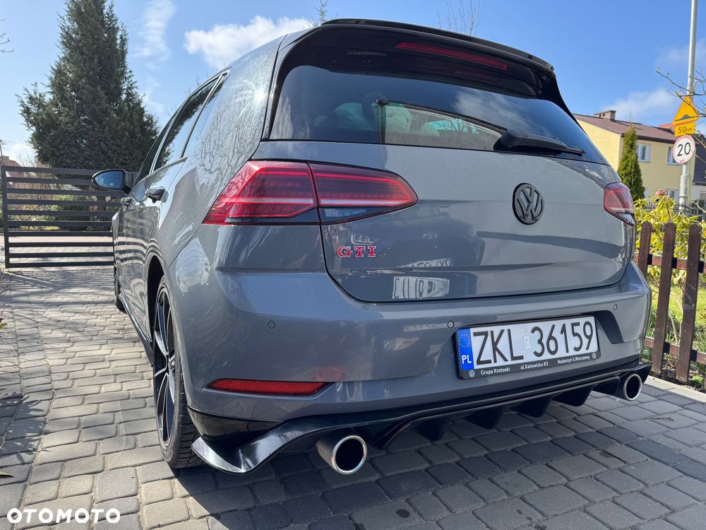 Volkswagen Golf 2.0 TSI GTI TCR DSG - 4