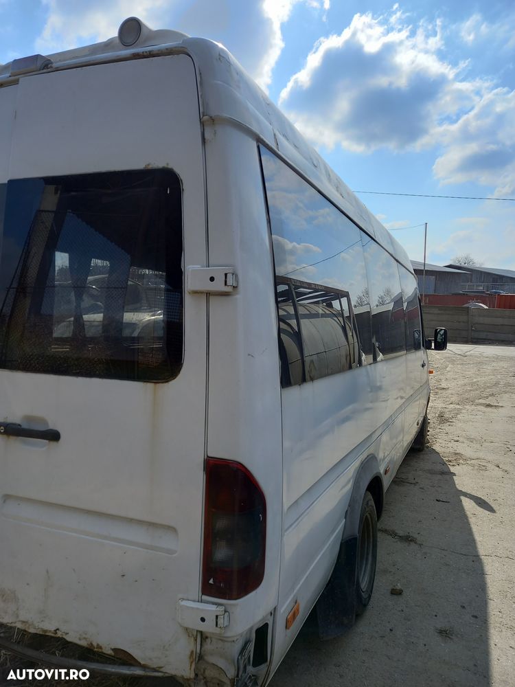Dezmembrari  Mercedes-Benz SPRINTER (W903)  1995  > 2006 413 CDI Moto - 4