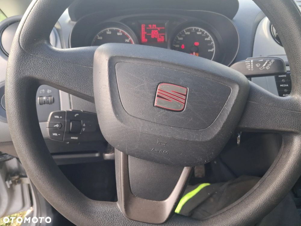Seat Ibiza 1.2 12V Reference Salsa - 13