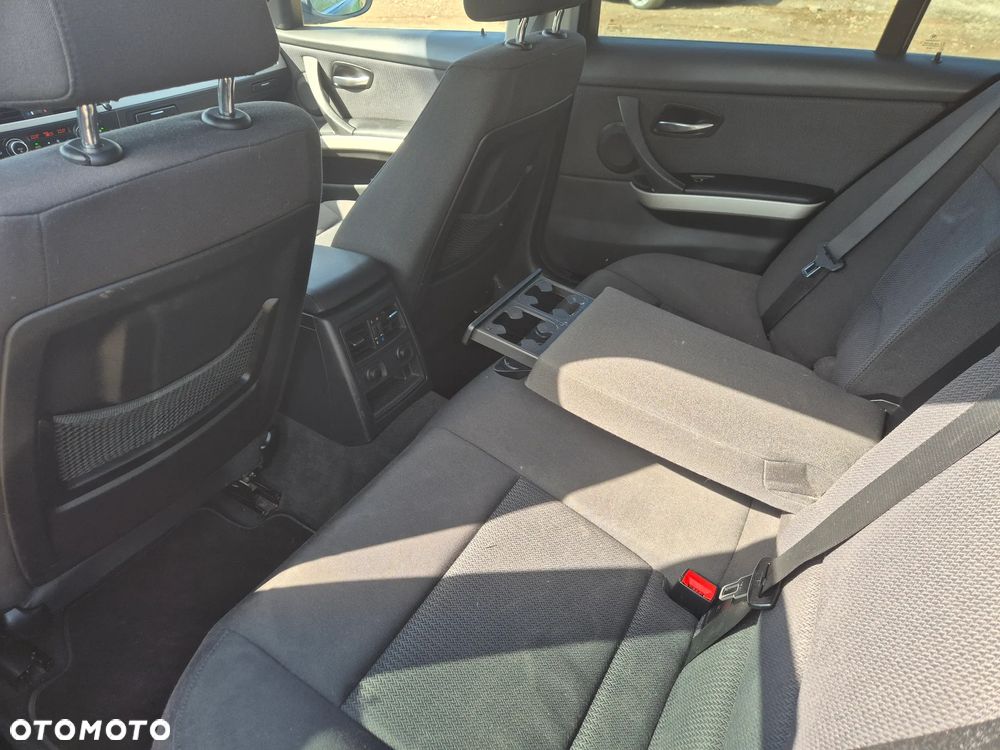 BMW Seria 3 318i Edition Lifestyle - 9