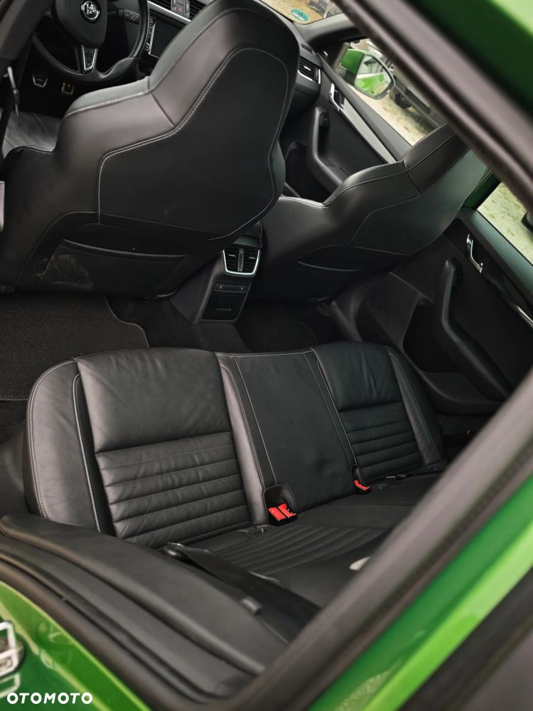 Skoda Octavia 2.0 TDI (Green tec) RS - 17