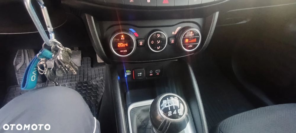 Fiat Tipo 1.4 T-Jet 16v Easy - 12