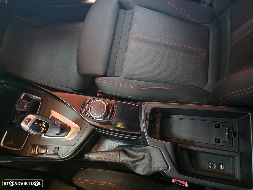 BMW 116 d Aut. Sport Line - 25