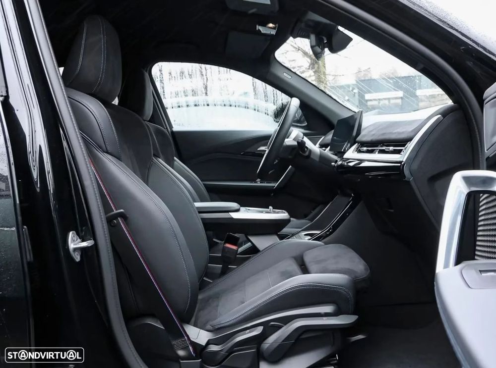 BMW iX2 eDrive20 Pack Desportivo M Pro - 3