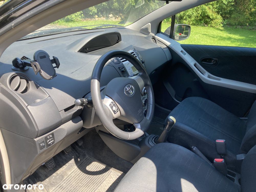 Toyota Yaris 1.3 Luna A/C - 9