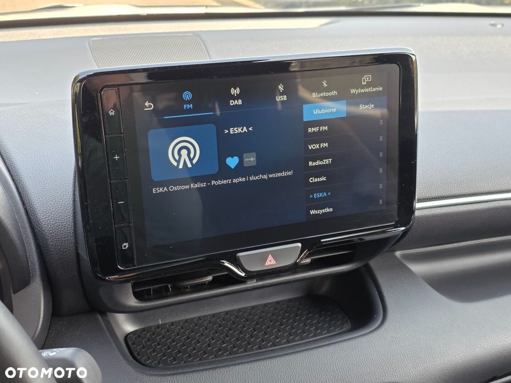 Toyota Yaris Hybrid 1.5 Style - 12