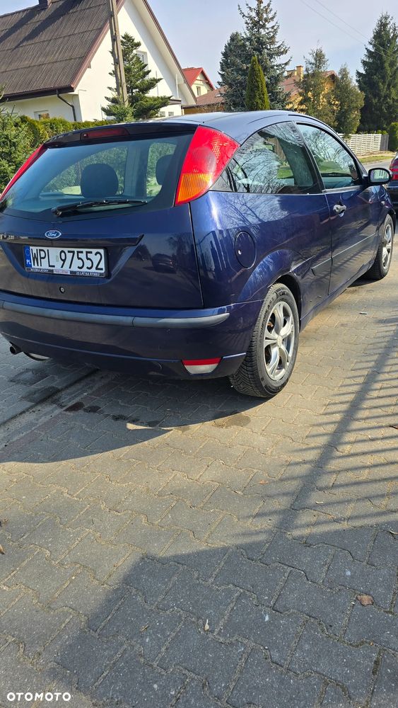 Ford Focus Ambiente - 3