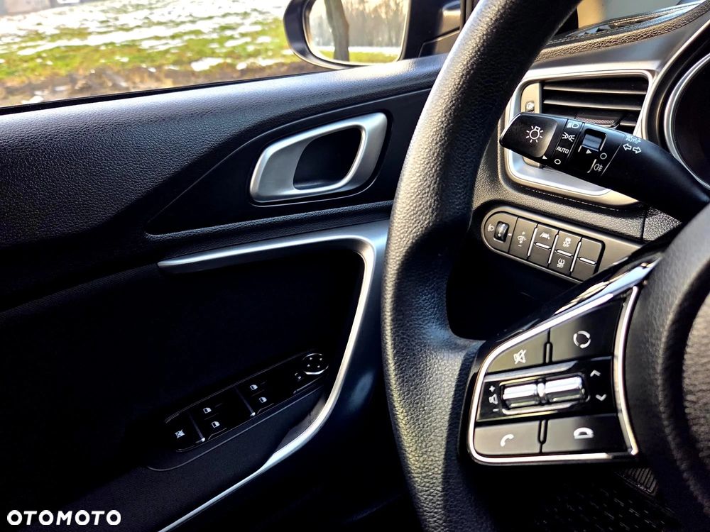 Kia Ceed 1.0 T-GDI M - 34