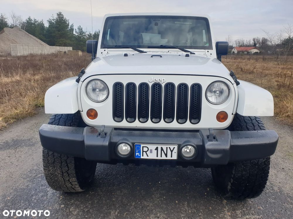 Jeep Wrangler Unlimited 3.8 Automatik Sahara - 27