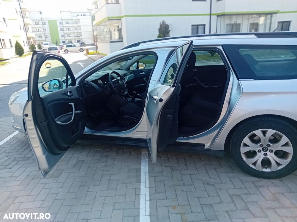 Citroën C5 HDi 135 FAP Confort - 8