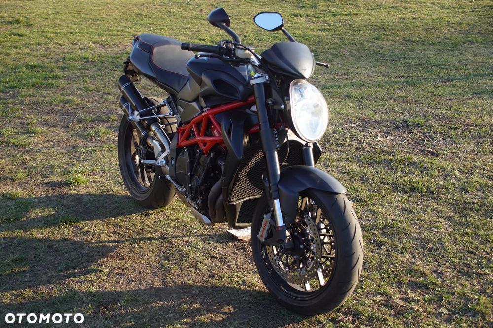 MV AGUSTA Brutale - 5