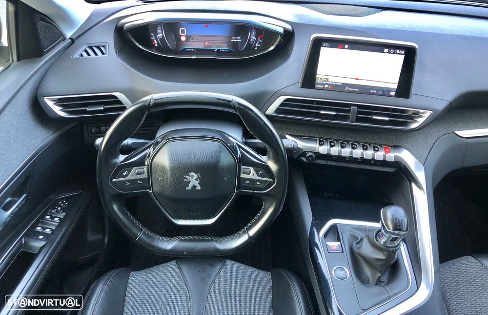 Peugeot 3008 1.5 BlueHDi Allure - 26