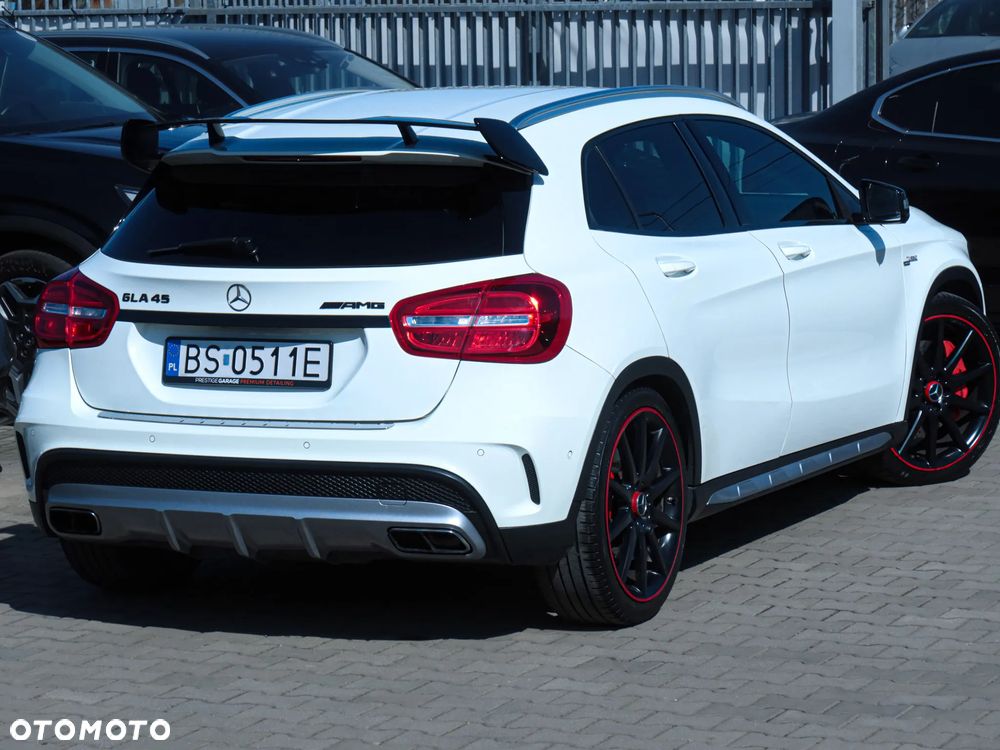 Mercedes-Benz GLA 45 AMG 4-Matic Edition 1 - 36