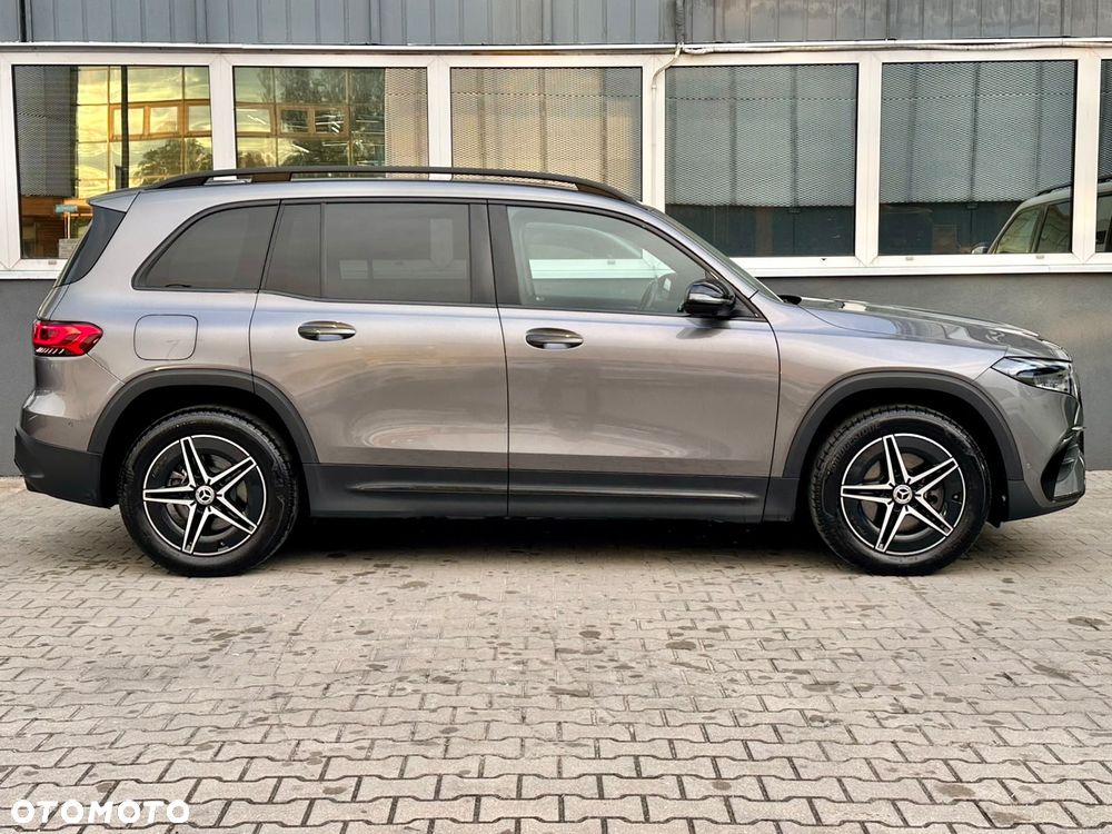 Mercedes-Benz EQB 250 66.5kWh AMG - 37