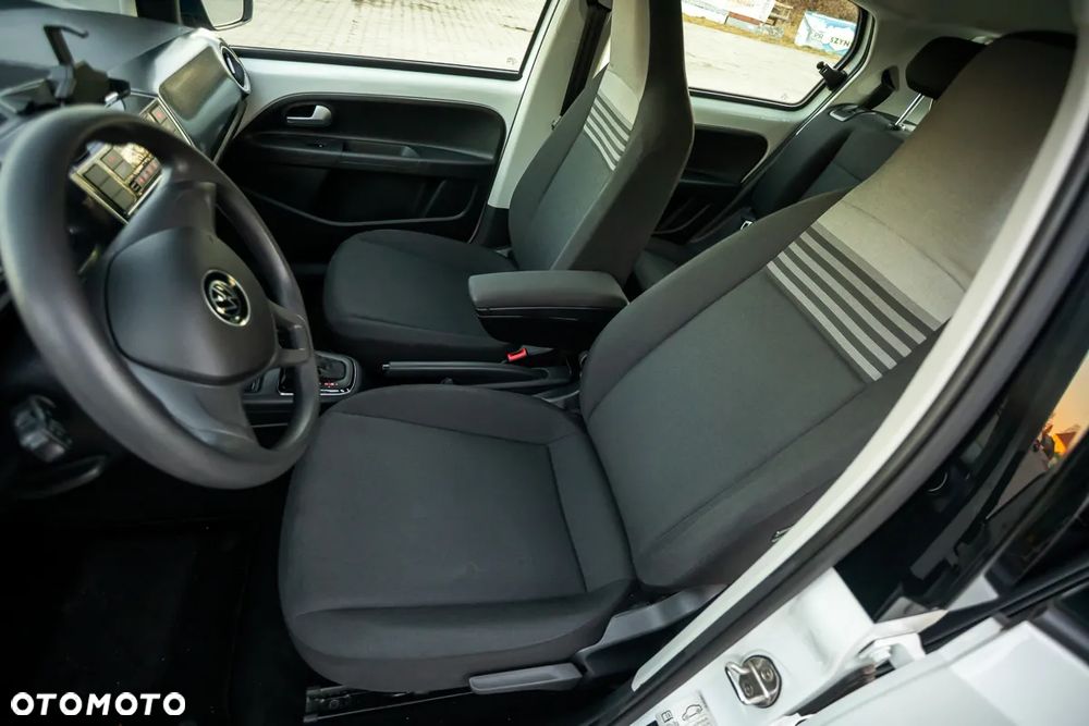 Volkswagen up! e-up - 16