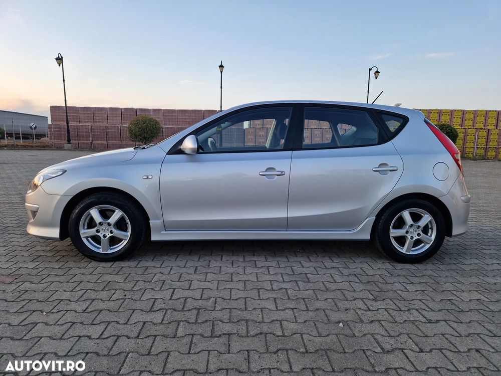 Hyundai i30 1.4 GL Classic - 8