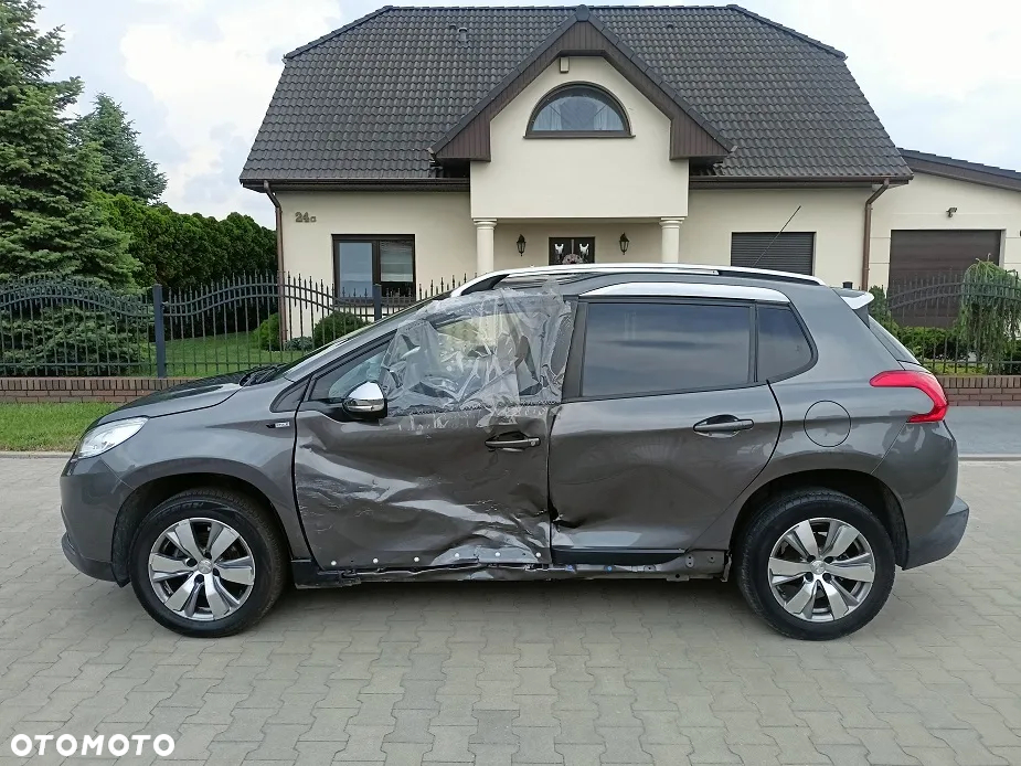 Peugeot 2008 1.2 Pure Tech GPF Crossway S&S - 6