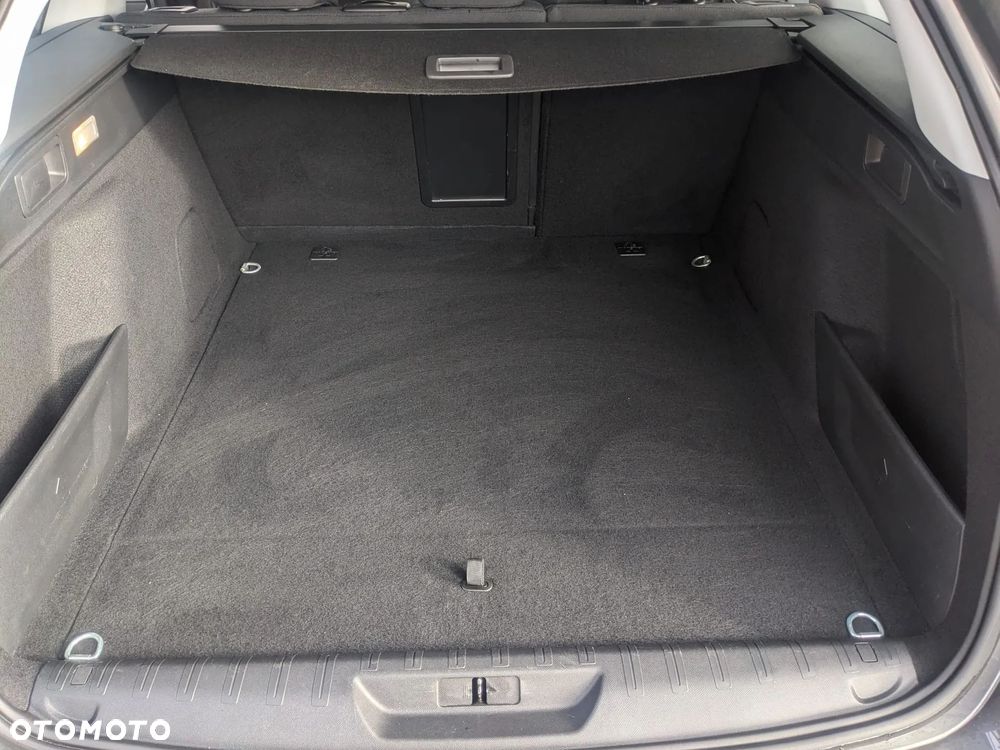 Peugeot 308 SW PureTech 130 Stop & Start Allure - 10