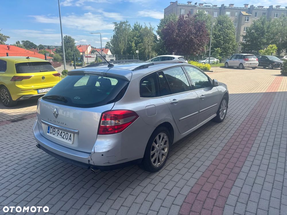 Renault Laguna dCi 150 FAP Dynamique - 8
